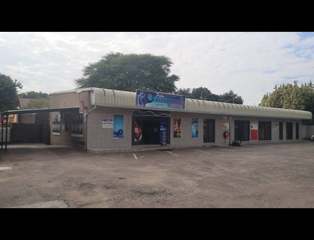 1,266M² BUILDING FOR SALE IN BO-DORP